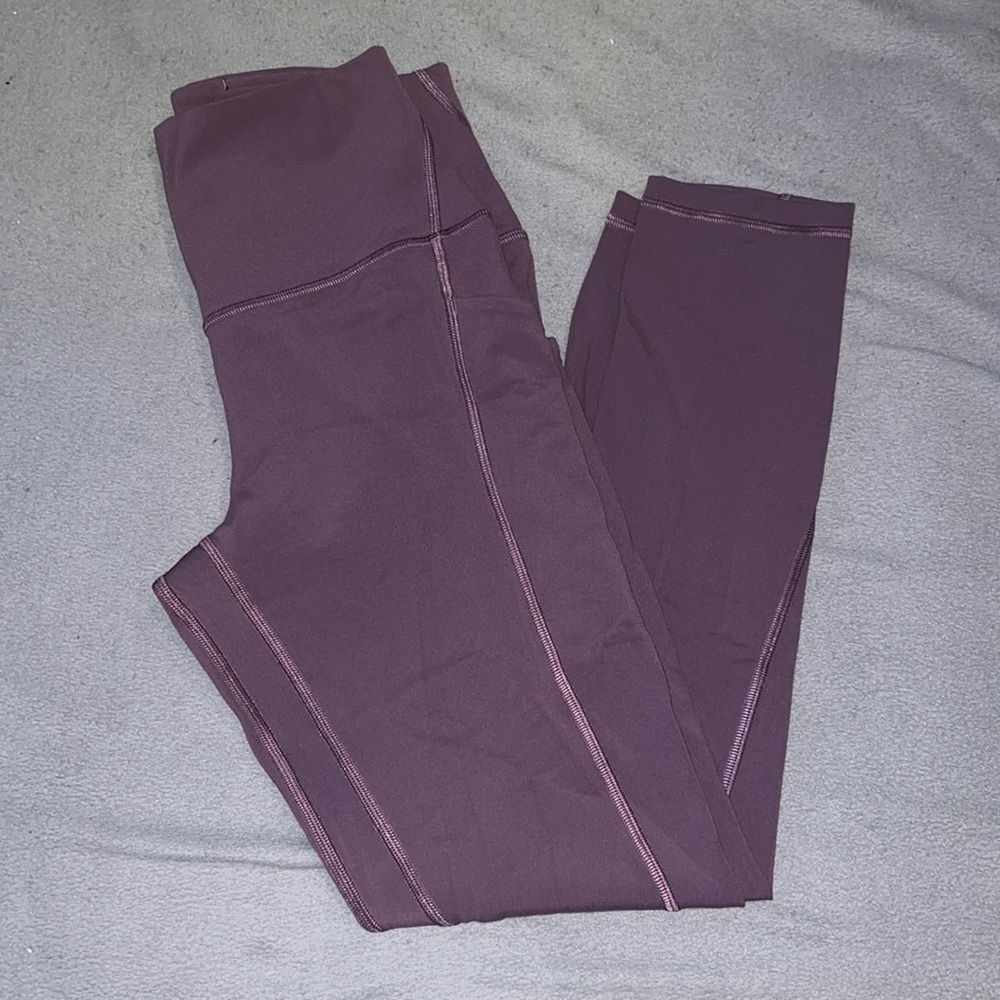LULULEMON 25’ Align Leggings w/Pockets